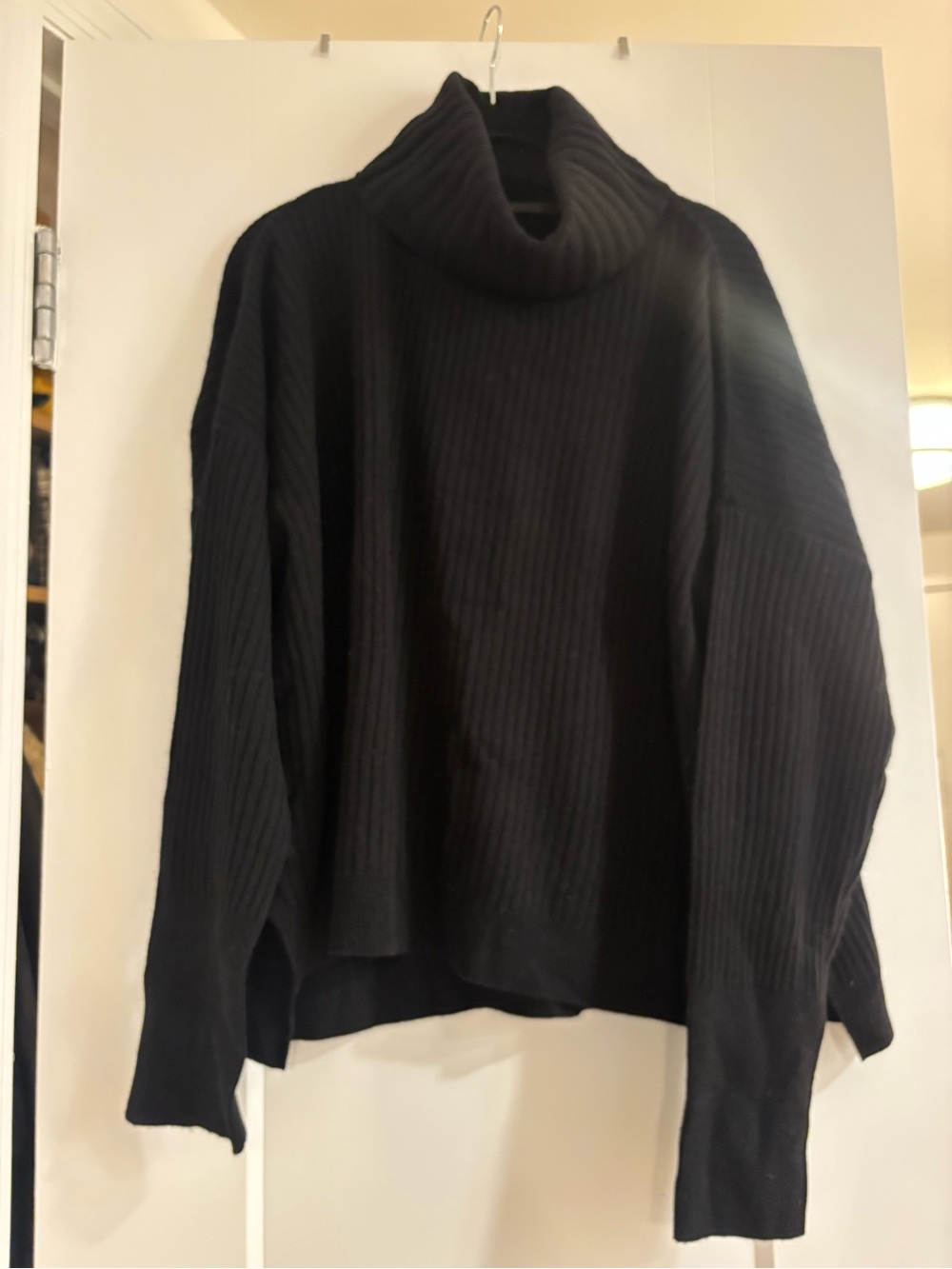 NWT Raffi black cashmere ribbed turtleneck sweater